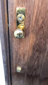 奈良市　戸建て　玄関ドア　木製ドア　塗装工事　DAITAKU　ダイタク
