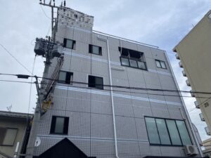 東大阪市　某ビル　外壁補修工事　タイル工事　シーリング工事　DAITAKU　ダイタク