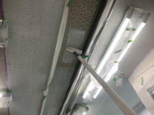 奈良市　店舗　雨漏り跡　塗装工事　DAITAKU　ダイタク