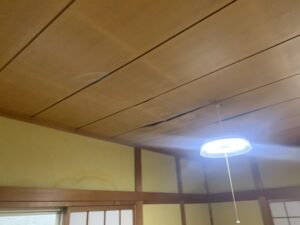 奈良市　戸建て　和室天井　雨漏り　漏水被害　改善工事　DAITAKU　ダイタク　奈良　生駒市