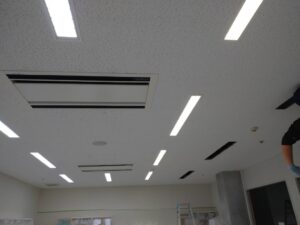 奈良市　大型店舗　内装工事　LED交換工事　奈良　生駒　DAITAKU　ダイタク