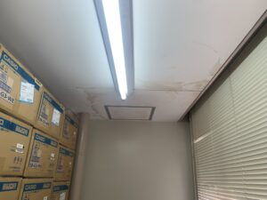 奈良市　オフィスビル　天井塗装　天井点検口設置　DAITAKU　ダイタク　奈良　生駒