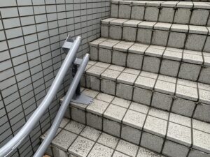 奈良市　戸建て　外部階段　階段昇降機　設置工事　介護リフォーム　介護保険　ダイタク　DAITAKU　奈良　生駒